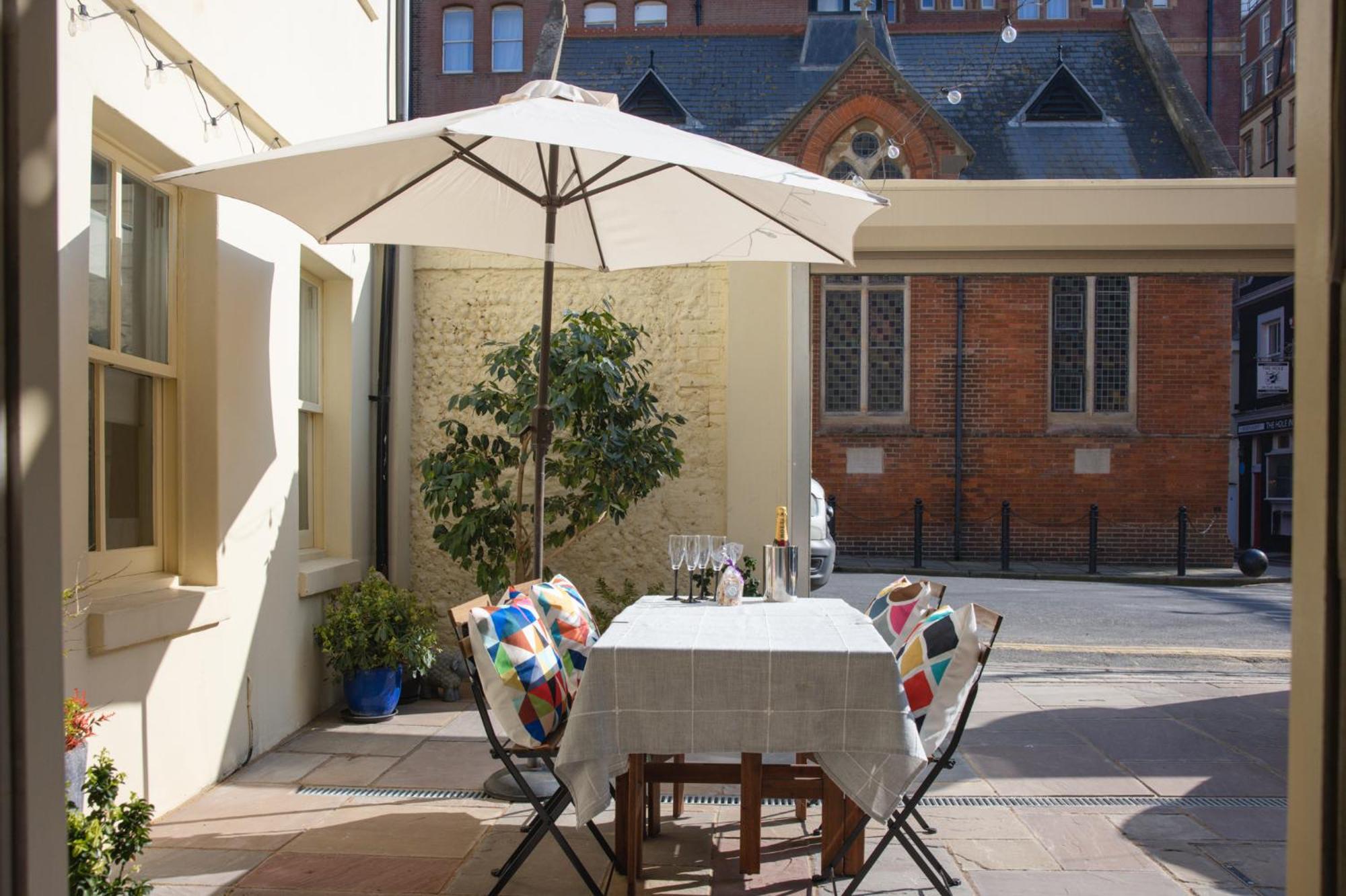 Regency Stables By The Butler Collection Holiday home